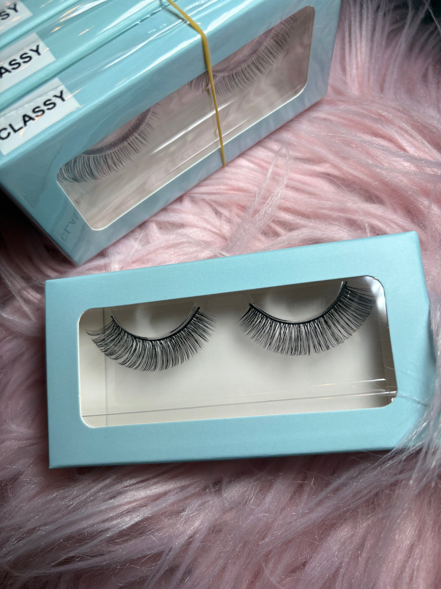 “Classy” Lashes